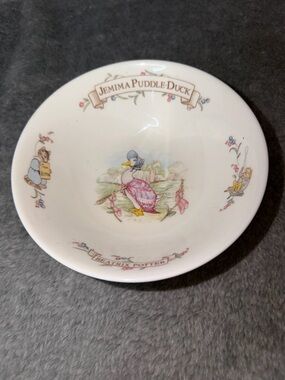 Royal Albert Beatrix Potter Jemima Puddle-Duck Child's Bowl Bone China 1986